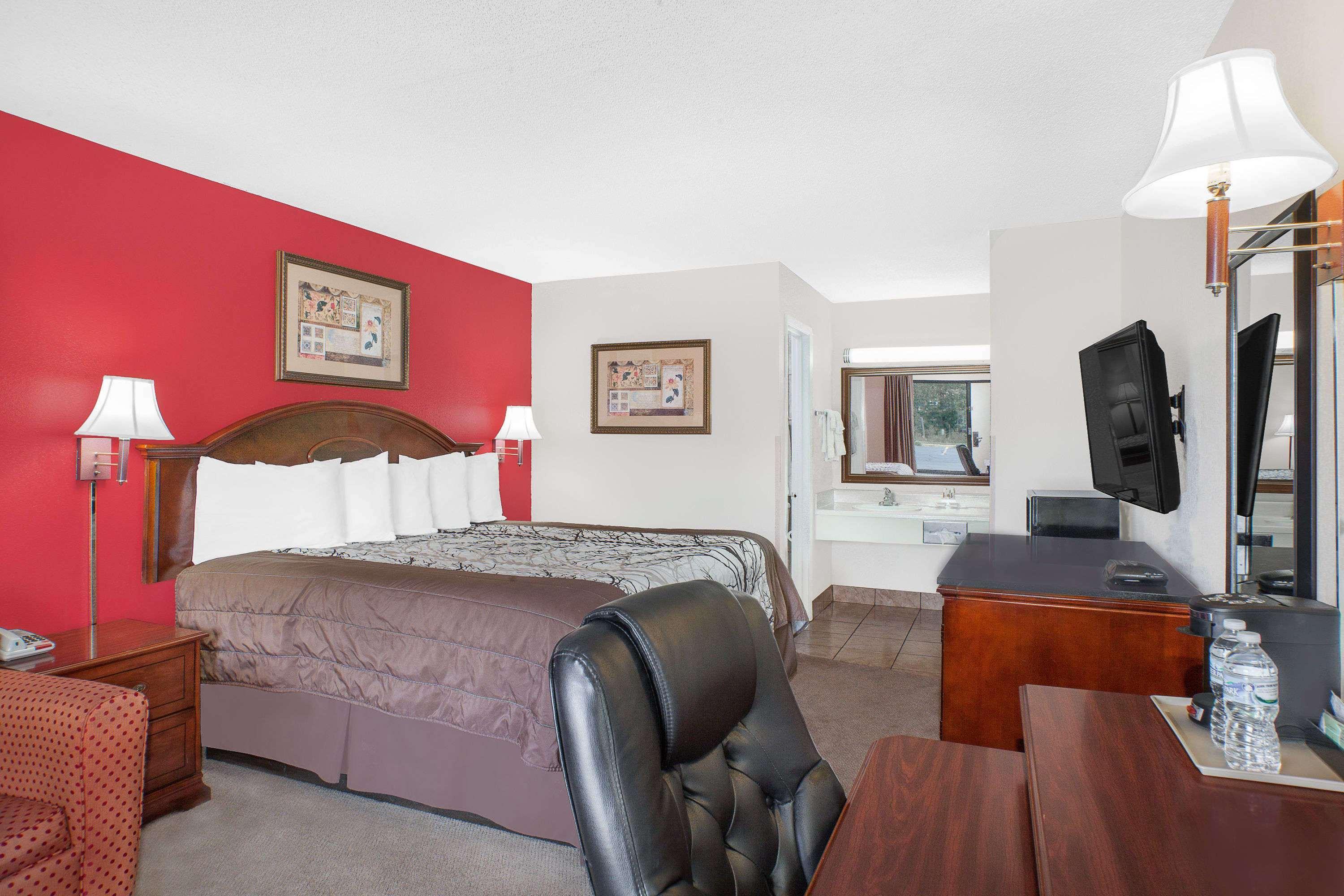 Days Inn By Wyndham Newton Ms I-20 Eksteriør bilde